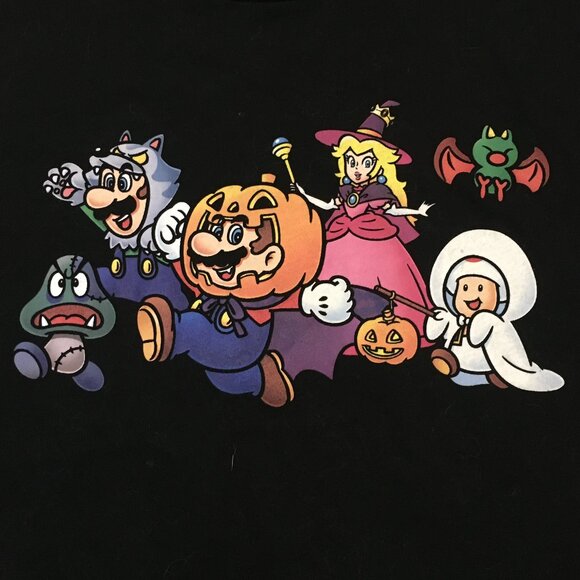 Official Nintendo Halloween Theme Mario Tee - Picture 2 of 12